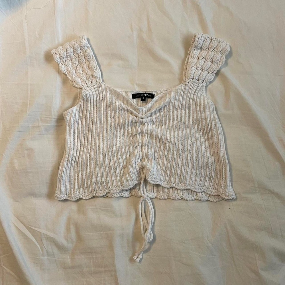 ON THE HOUR IVORY KNIT RUCHED CROP TANK TOP